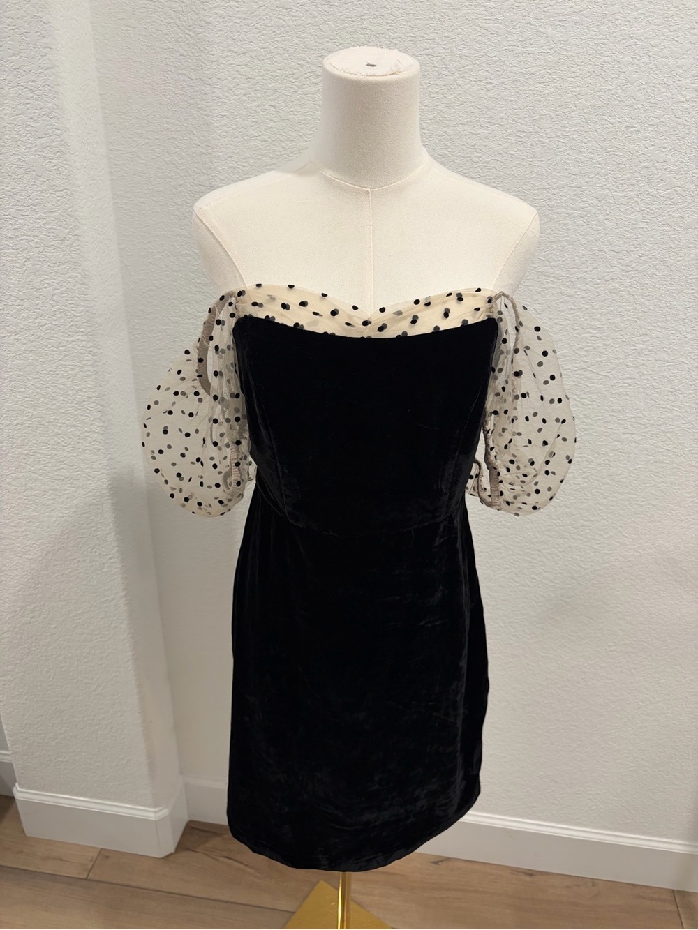 Camila Coelho Black Velvet Dress with Polka Dot Sheer Sleeves size 6 NWT